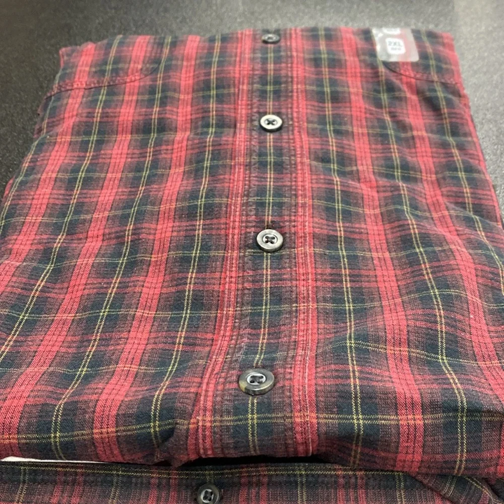 Cabela’s Long Sleeved Button Down Shirt - Picture 4 of 6